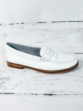 Bass Weejuns Shoes Women’s size 8M White Penny Loafers Slip On Leather
